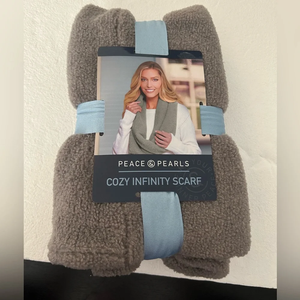 Peace & pearls NWT cozy infinity scarf gray